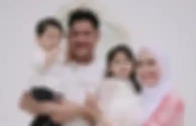 Hengkang dari Layar Kaca Tapi Mampu Buatkan Rumah Mentereng di Malang untuk Ryana Dea hingga Beli Mobil Seharga Rp 2 Miliar, Pekerjaan Puadin Redi Ternyata Tak Sembarangan: Masih di Entertain