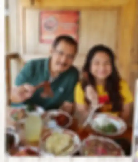 Potret kebersamaan anak Mayangsari, Khirani Trihatmodjo bersama Bambang Trihatmodjo