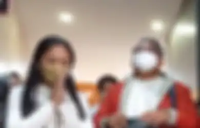 Salim Cuma Diam Tak Berkutik di Depan Awak Media, Rachel Vennya Terang-terangan Katakan Ini Atas Nama Kekasihnya Usai 9 Jam Diperiksa 