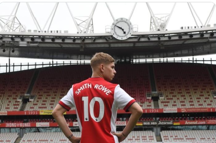 Direktur Teknik Arsenal, Edu, mengatakan Emile Smith Rowe mewakili masa depan klub setelah memperpanjang kontrak dan pakai nomor keramat, yaitu no 10.