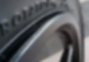 Ban Tubeless Bocor Gara-gara Pelek Peyang? Begini Cara Simpel Mengatasinya