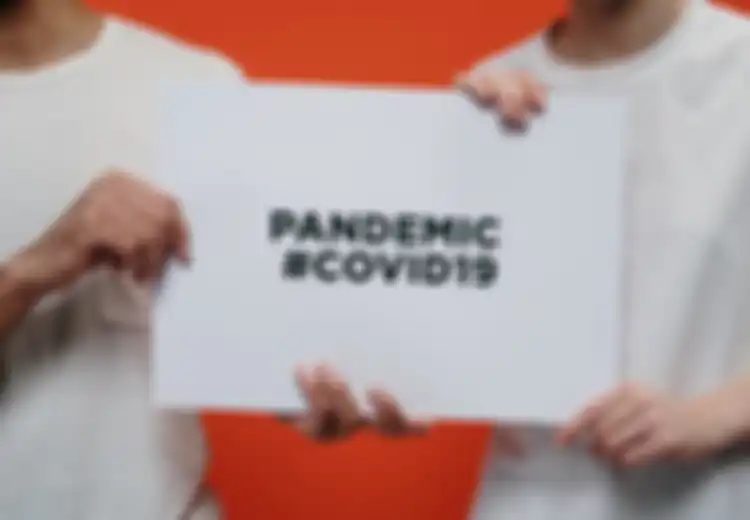 Walaupun Kasus Global Covid-19 Terus Menurun, Negara Tetangga yang Sesumbar Ingin Hidup dengan Covid-19 Ini Malah Catat Kenaikan Mengerikan Kasus Covid-19!