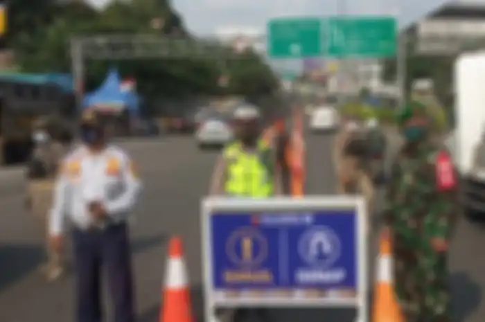 Pemberlakuan ganjil genap di kawasan wisata Puncak Bogor, Jawa Barat kembali diberlakukan mulai Jumat 25 Februari 2022 sampai dengan Senin 28 Februari 2022.