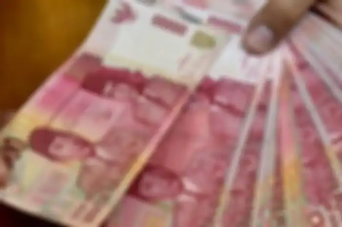  Bantuan pemerintah Rp 600 ribu langsung ditransfer ke rekening masing-masing, dapat BLT atau enggak buruan cek di sini.
