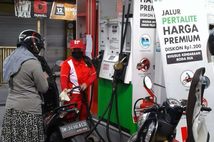 Ilustrasi. Pengamat bilang stok bensin Pertalite bisa saja langka seperti minyak goreng setelah pengumuman harga Pertamax naik.