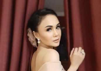 Punya Kerajaan Bisnis di Bidang Tambang hingga Konstruksi, Yuni Shara Miliki Ruang Tamu Mewah Berhiaskan Pajangan Kristal dan Lukisan Raksasa