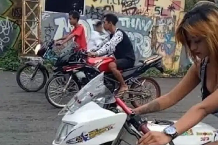 Jesika Amelia Tabrakan saat Balapan, Ternyata Ini Alasan Dirinya Dijuluki Joki Seksi