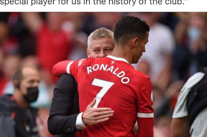 Pelatih Manchester United, Ole Gunnar Solskjaer, dinilai harus berani meninggalkan Cristiano Ronaldo dan Bruno Fernandes 