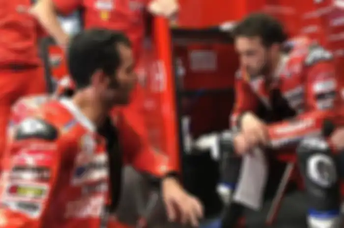 Danilo Petrucci dan Andrea Dovizioso.