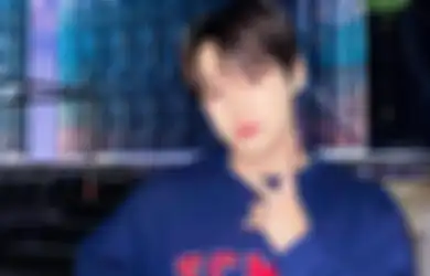 Chenle NCT Jongkok di Depan Rak Mi Instan, Penggemar: Dapet Photocard Siapa?