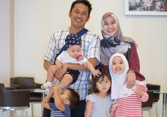 Cerita Zaskia Adya Mecca ketika Sang Anak Merasa Pobhia Naik Pesawat Terbang