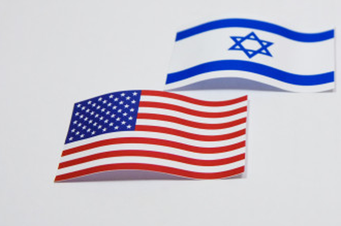 Israel merupakan salah satu negara yang banyak dikutuk dan dimusuhi negara-negara di seluruh dunia. Namun, AS bukan salah satunya