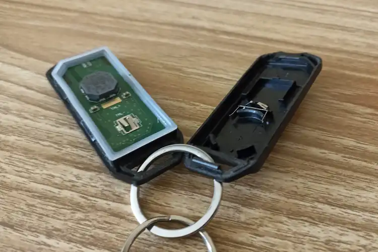 Modal Rp 8 Ribu Bikin Motor Keyless Anti Maling dan Nggak Nginep di Parkiran