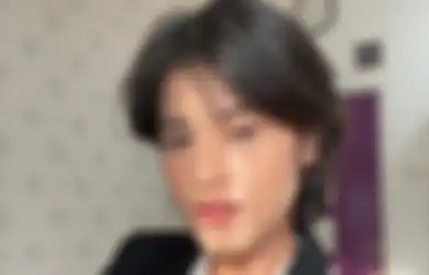 Ashira Zamita Cerita Enggak Nyangka Diajak Hangout Chris Martin