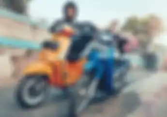Gak Cuma Suzuki Shogun, Mas Pur Tukang Ojek Pengkolan Naik Motor Lain yang Unik