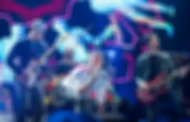 Tonton Aksi Coldplay Mengcover Lagu dari Band Grunge Pearl Jam
