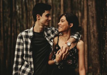 Ramalan Zodiak Hari Ini, 3 Bintang Ini Diprediksi Paling Beruntung Soal Urusan Asmara, Hubungan dengan Pasangan Makin Romantis di 30 Juli 2022!