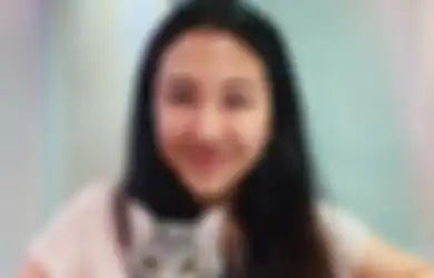 5 Foto Ini Membuktikan Sherina Munaf Enggak Menua di Usia 30! Vampire?
