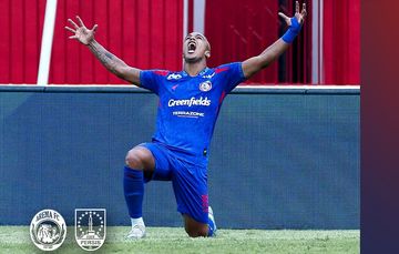 Arema FC mengalahkan Persis Solo pada pekan ke-14 Liga 1 2024-2025 di Stadion Soepriadi, Blitar, Kamis (12/12/2024).
