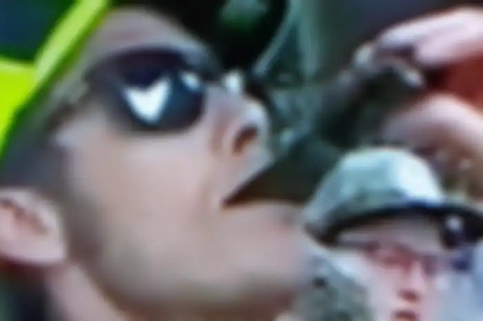 Lihat tuh kemasan hitam diminum jelang balap MotoGP Austria 2019 kemarin 