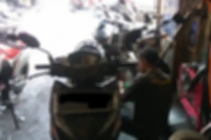 Ilustrasi servis Honda Vario.
