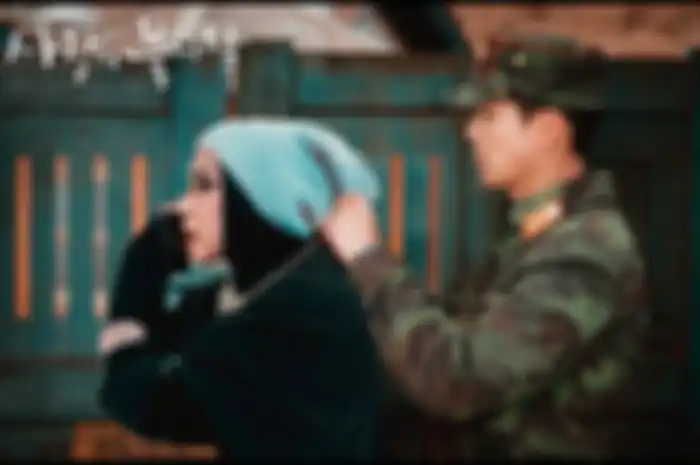 Hasil editan foto Melly Goeslaw dengan aktor tampan Korea