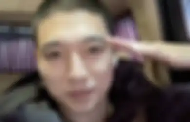 Sungjin Day6 Pamit Pergi Wajib Militer, Fans Dihadiahi Album Baru!