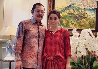 Dikenal Tajir Melintir, Mayangsari dan Bambang Trihatmodjo&nbsp;Terlihat Menyantap Menu Makanan&nbsp;Sederhana