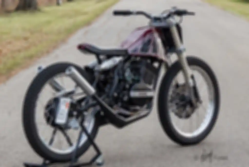 Suzuki RD350 custom besutan Jack Drummond