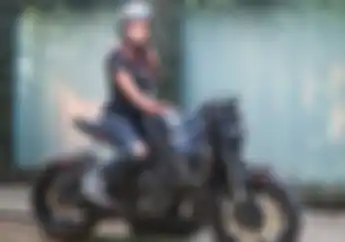 Gadis Cantik Asal Bandung, Pamer Motor Sport Aneh, Ada yang Tahu Motor Apa? Suaranya Sangar