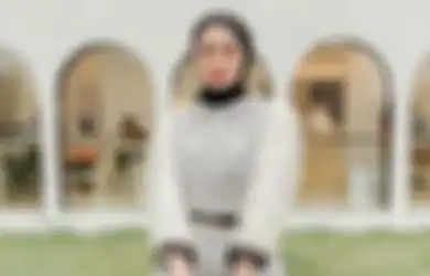 Elegan! 5 Model Dress Lebaran Anggun ala Selebgram Sabrina Sosiawan
