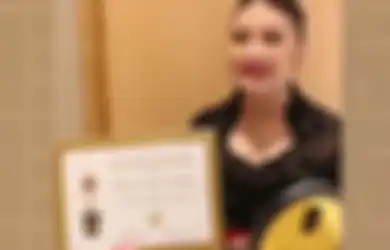 Prilly Latuconsina Bawa Pulang Penghargaan dari FFI 2021, Enggak Lupa Menyebut Prillvers!
