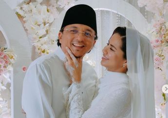 Mantan Suami Laudya Cynthia Bella Disebut-sebut Berprofesi Sebagai Bos di Malaysia, Engku Emran dan Istri Barunya Justru Kepergok Rayakan Resepsi Pernikahan Super Sederhana dengan Coffee Truck dan Tanpa Gaun Mewah!