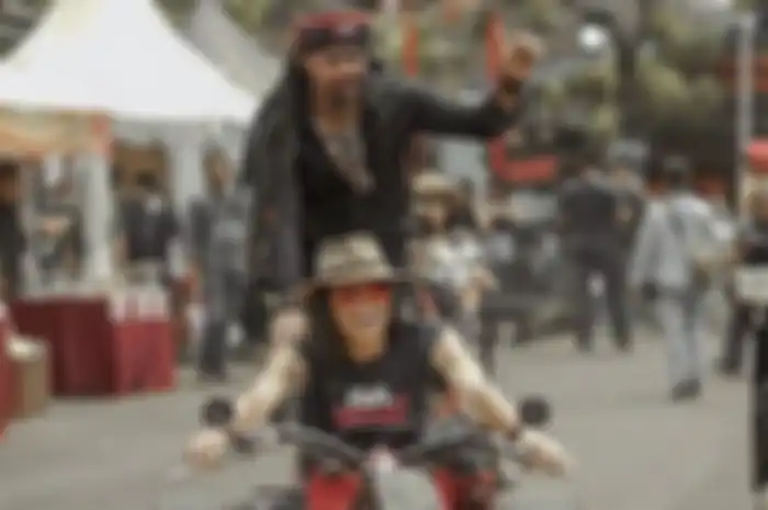 Limbad diajak Bingky naik moge.