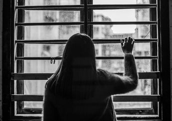 Aneh bin Ajaib, Wanita Ini Mati-matian Buktikan Diri Masih Hidup Usai Dinyatakan Meninggal Secara Sepihak, Terungkap Ini Penyebabnya yang Tak Terduga