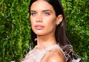Supermodel Sara Sampaio Alami Gangguan Mental Trikotilomania, Gejalanya Ternyata Suka Mencabuti Rambut