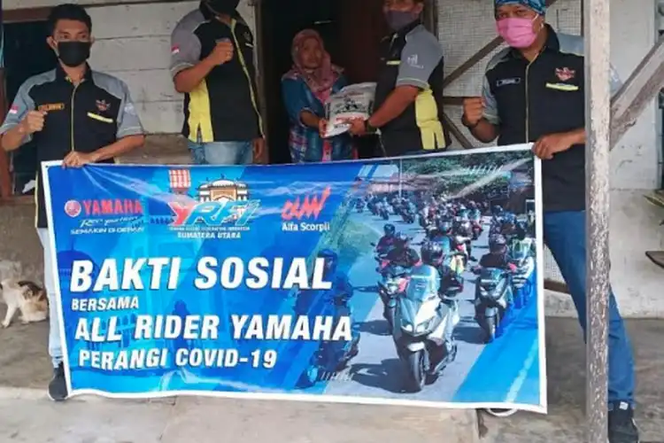 Sesuai Protap, YRFI Sumut Bagikan 100 Paket Sembako Ke Masyarakat Yang terdampak Pandemi Virus Corona