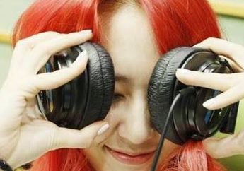 Playlist Weekend: 6 Lagu Barat Terbaru yang Harus Langsung Masuk Playlist!