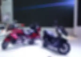 Honda Goldwing Tour DCT Resmi Dijual Honda, Bermesin 1.832cc