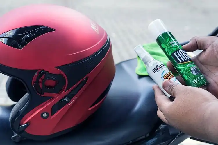 Awas, Biar Enggak Jadi Sarang Penyakit, 2 Bagian di Helm Ini Wajib Dibersihkan