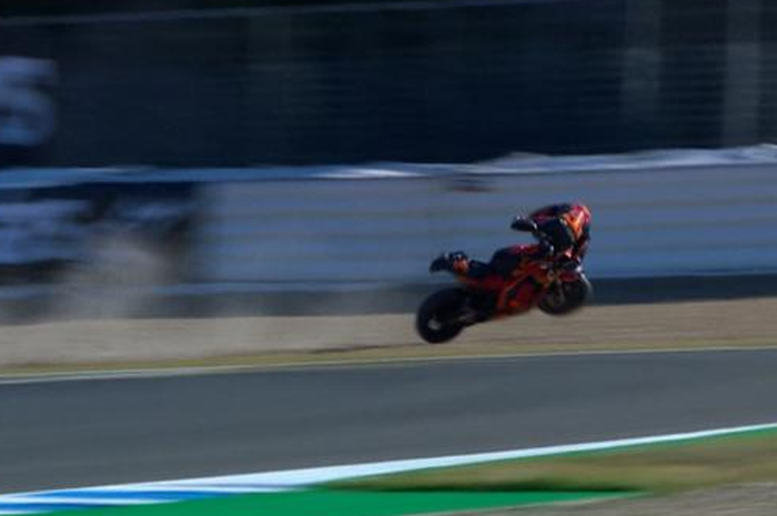 Ternyata ini penyebab Brad Binder crash saat FP3 MotoGP Spanyol 2021.