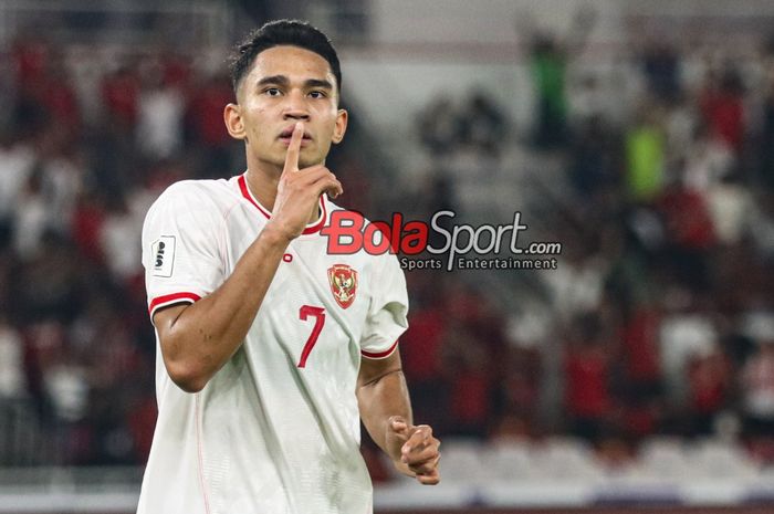 Bintang muda Timnas Indonesia Marselino Ferdinan selebrasi gol ke gawang Arab Saudi dalam laga putaran ketiga Kualifikasi Piala Dunia 2026 zona Asia di Stadion Utama Gelora Bung Karno, Senayan, Jakarta, Selasa (19/11/2024)