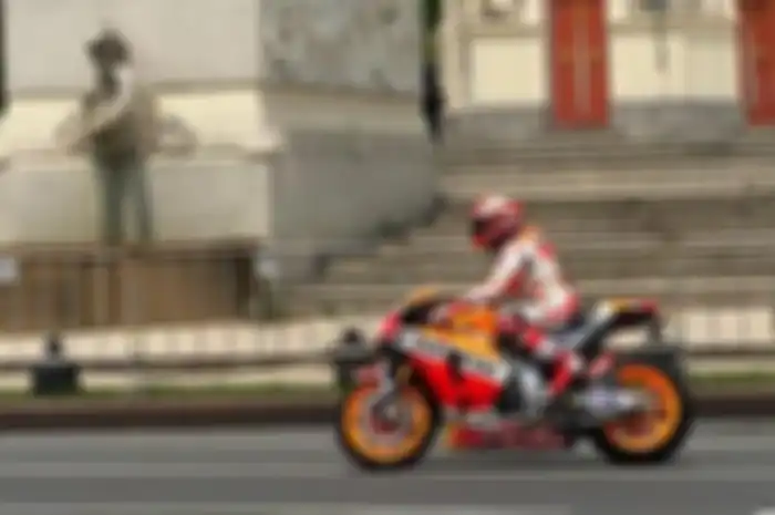 Aksi Marc Marquez di jalanan kota Buriram