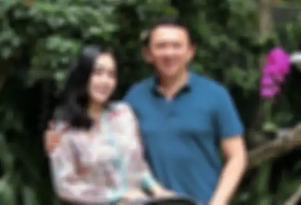 Meski Sudah Pindah Keyakinan, Tampilan Puput Nastiti Devi dan Ahok Ucapkan Selamat IdulAdha dengan Gaya Sederhana Pakai Masker Jadi Sorotan