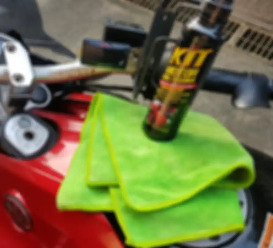 Yuk bikin kinclong bodi motor