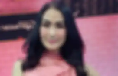 Umur Tak Ada yang Tahu, Iis Dahlia Mendadak Sampaikan Wasiat Ini untuk Kedua Anaknya: Kalau Mama Nggak Ada...