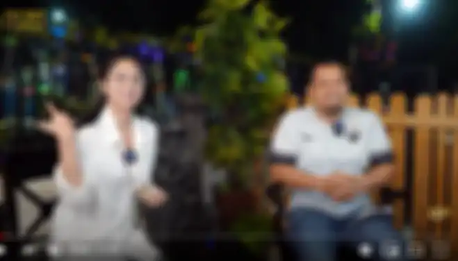 Dewi Perssik bersama dengan kakak Saipul Jamil, Samsul