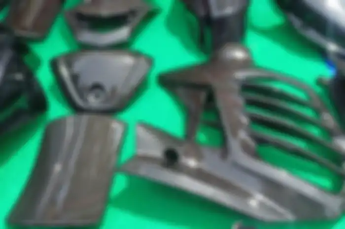 Karbon bodi motor di Otobursa Tumplek Blek 2022