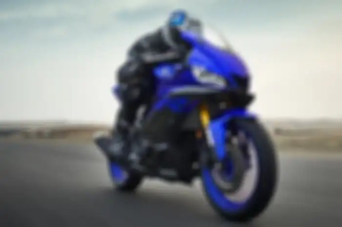 Yamaha R25 terbaru punya bagian depan sporty