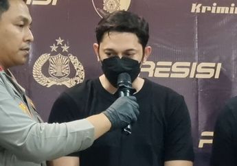 Terjerat Narkoba, Andrew Andika Kini Pamer Rebahan di Rumah Bareng Anak, Suami Tengku Dewi Sudah Bebas?